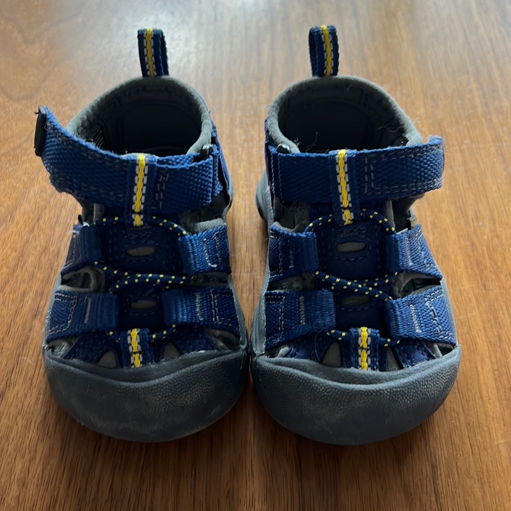 Keen baby shoes